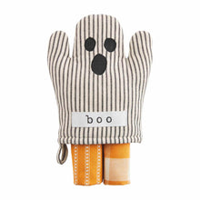 Load image into Gallery viewer, Halloween Oven Mitt Towel Set