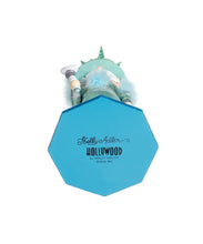Load image into Gallery viewer, 17.5"Hollywood Mermaid King Nutcracker
