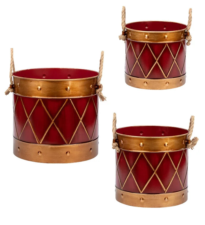 Red and Gold Drum Tree Cover