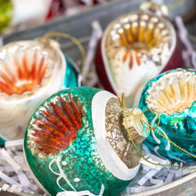 Load image into Gallery viewer, 3&quot;Vintage-Style Glass Reflector Ornaments
